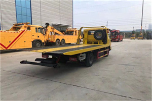 盐源非事故拖车