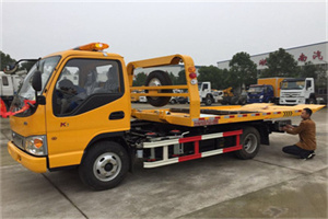 盐源哪里有拖车服务